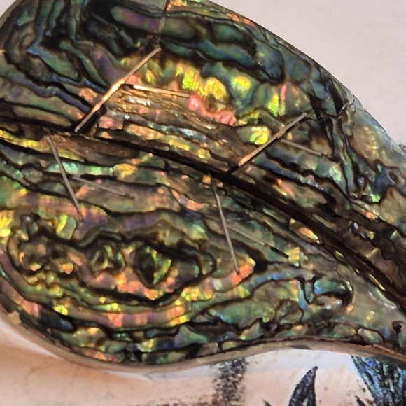 Iridescent Abalone Shell Leaf Brooch - Picture 2 of 7